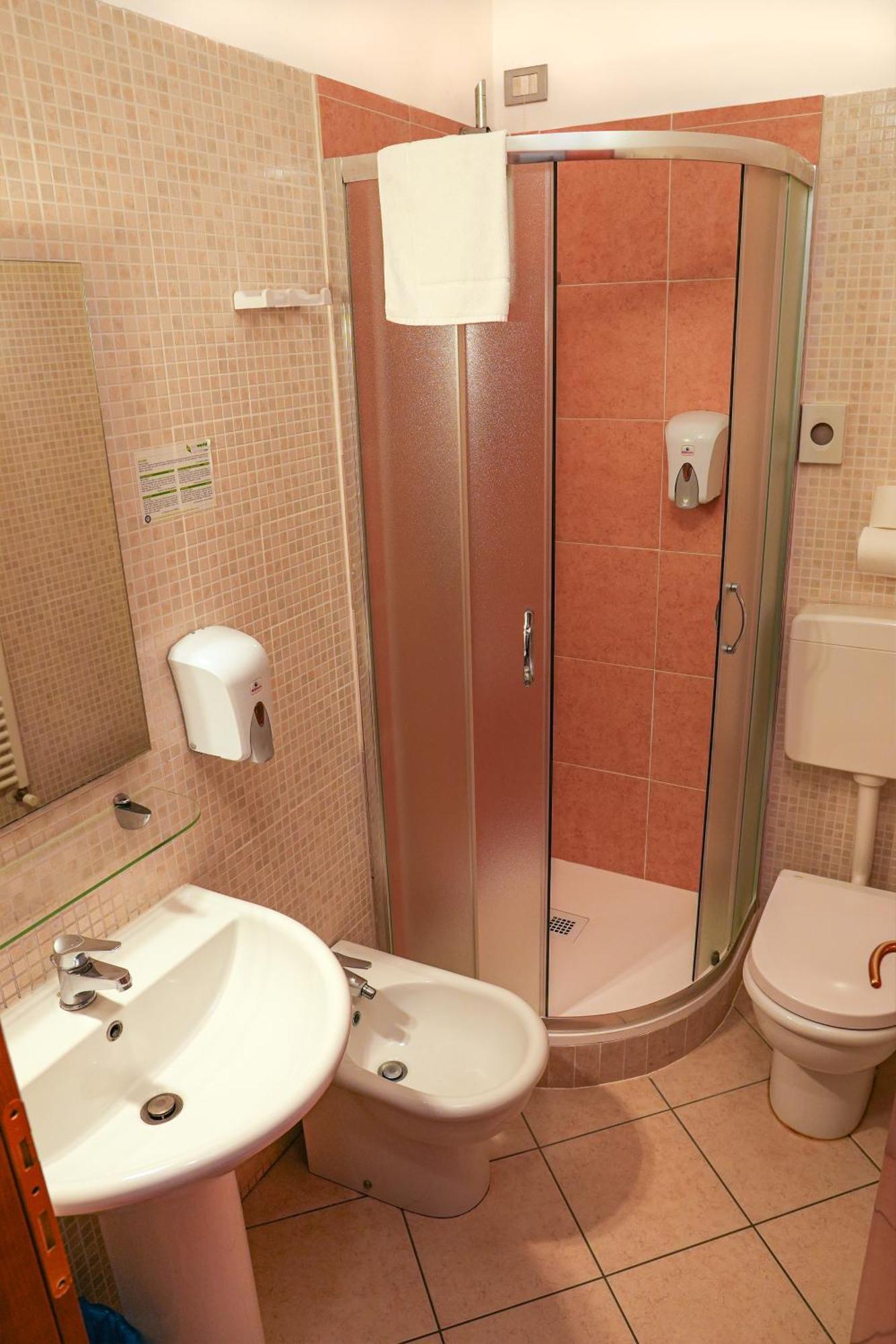 Smart Hotel Ferrara Esterno foto