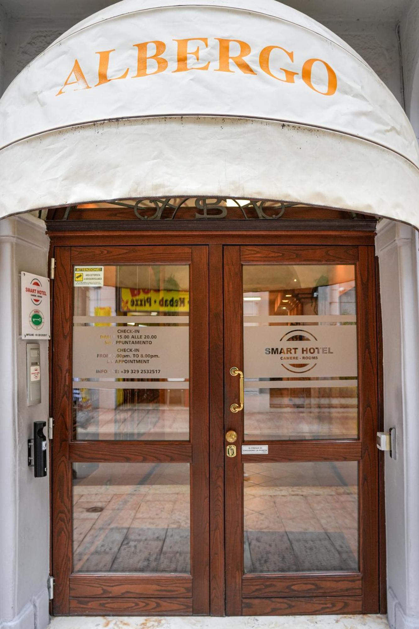 Smart Hotel Ferrara Esterno foto
