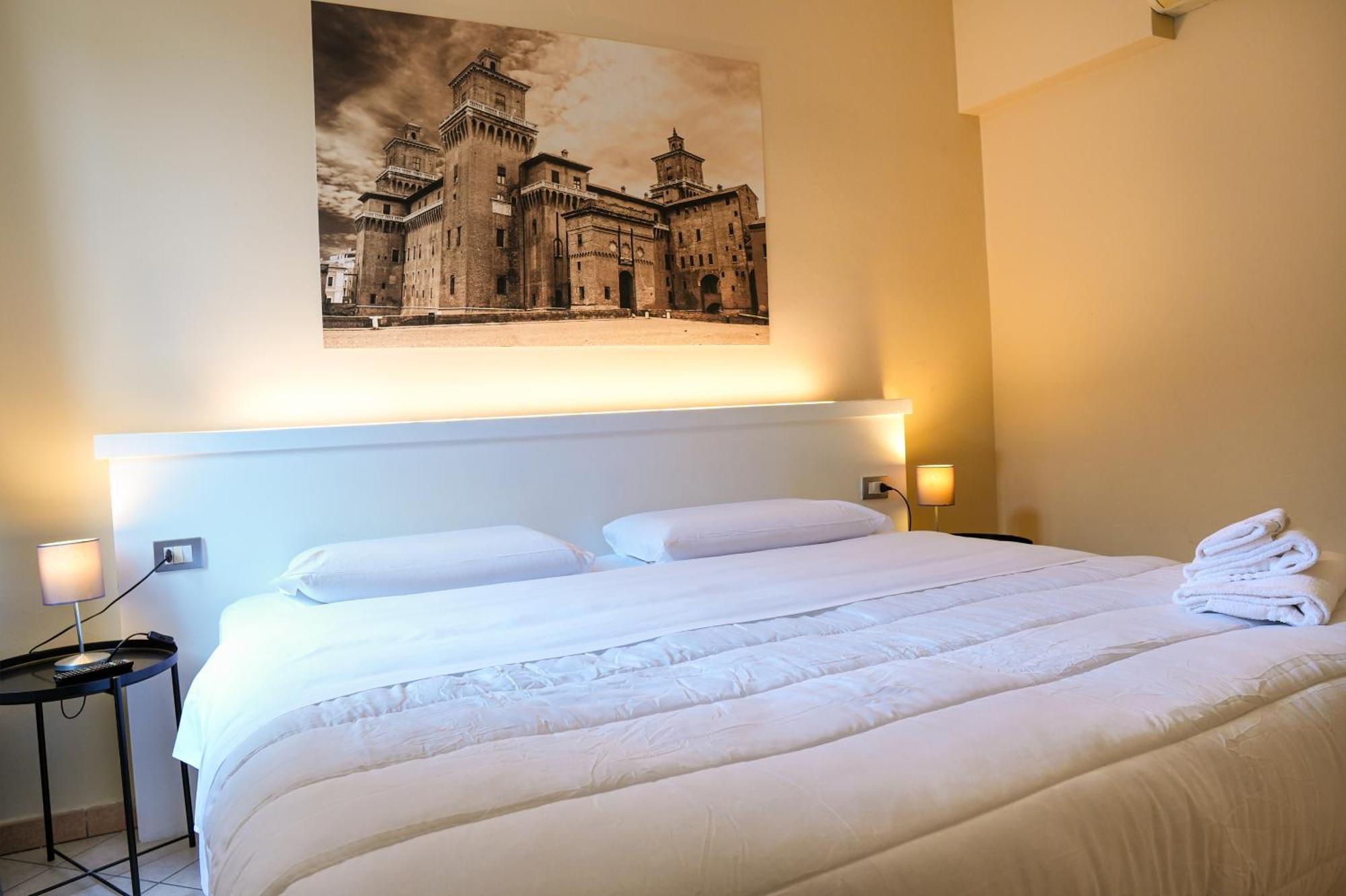 Smart Hotel Ferrara Esterno foto