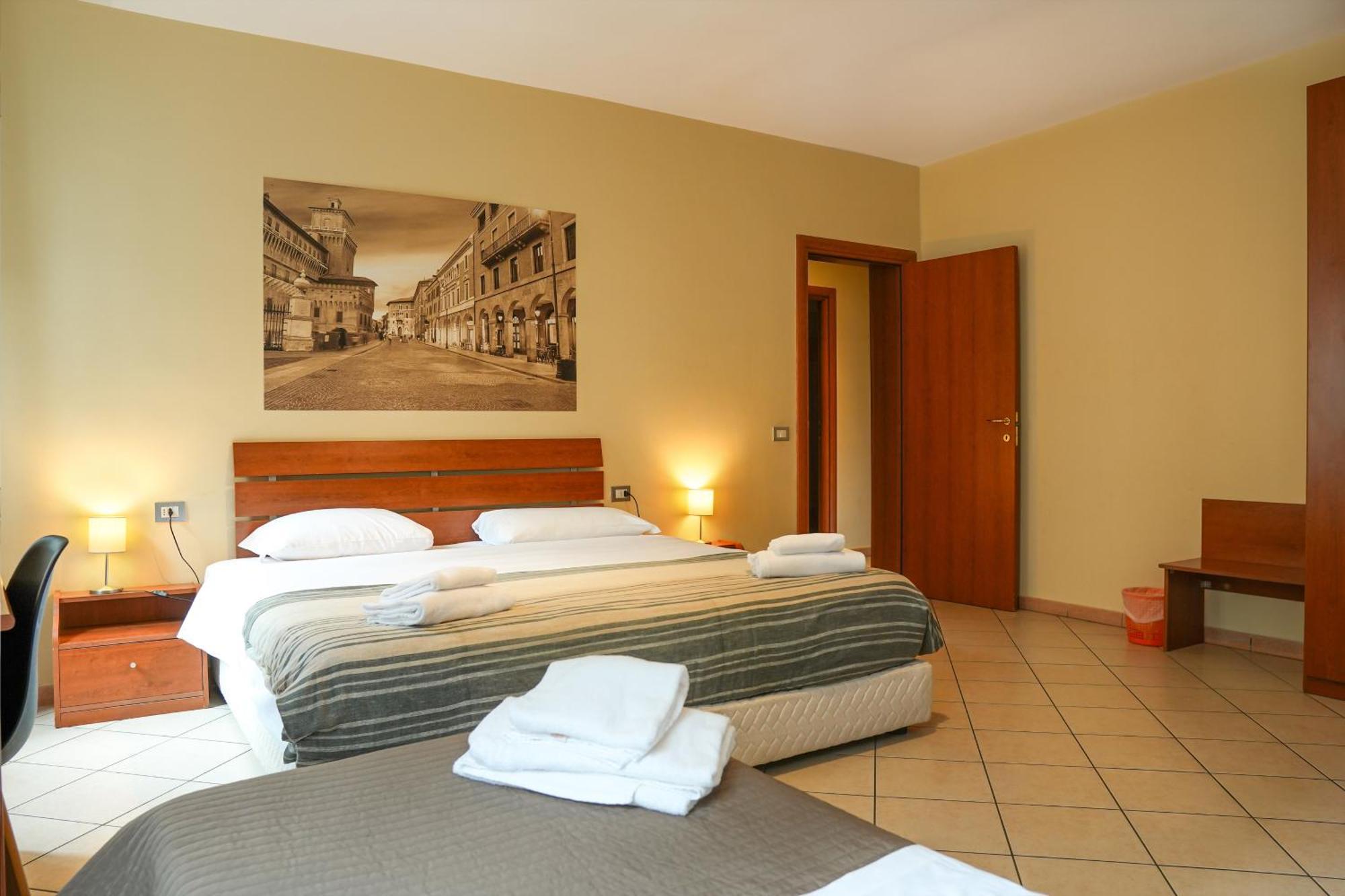 Smart Hotel Ferrara Esterno foto