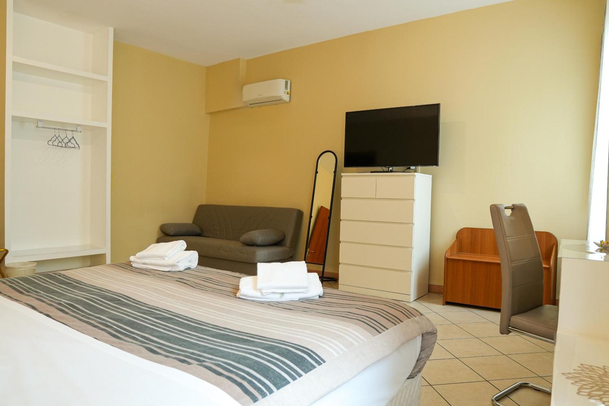 Smart Hotel Ferrara Esterno foto